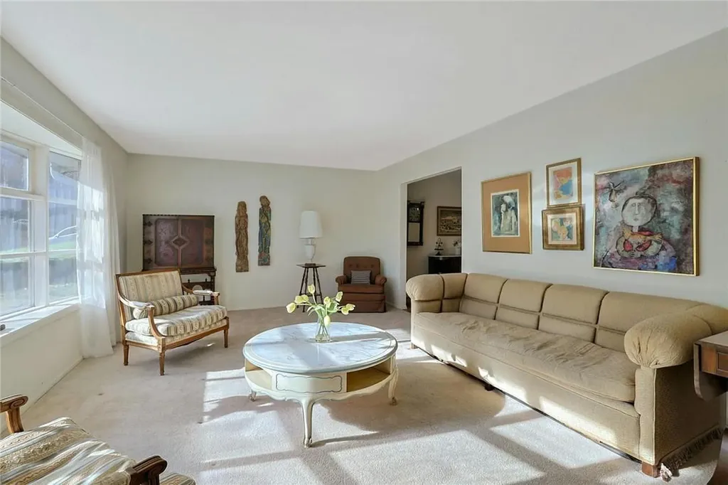 12 Kenneth Road White Plains NY 10605