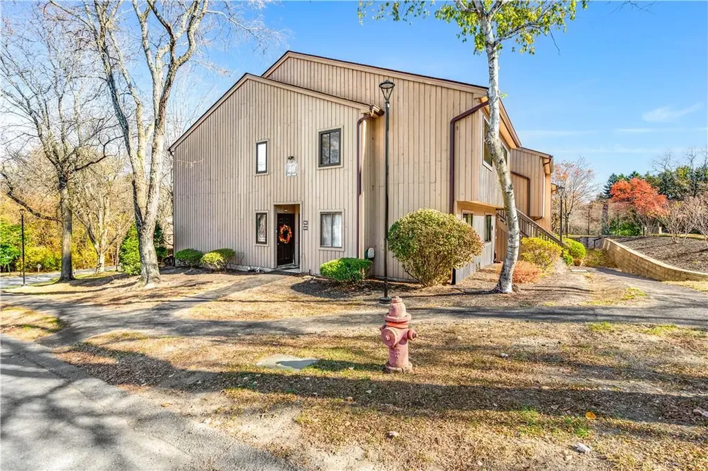 4002 Fox Lane Poughkeepsie NY 12603