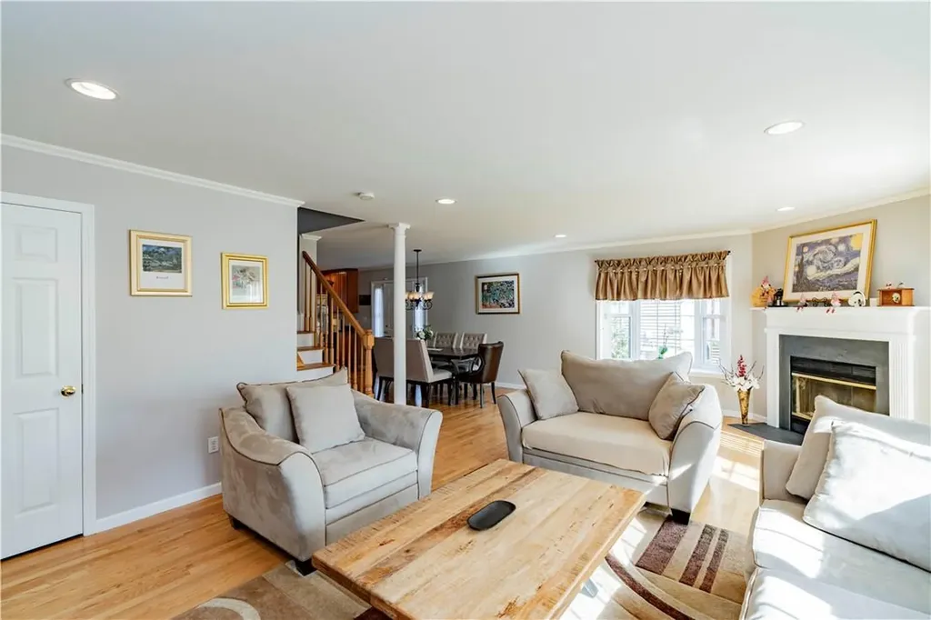 288 Pinebrook Drive Hyde Park NY 12538