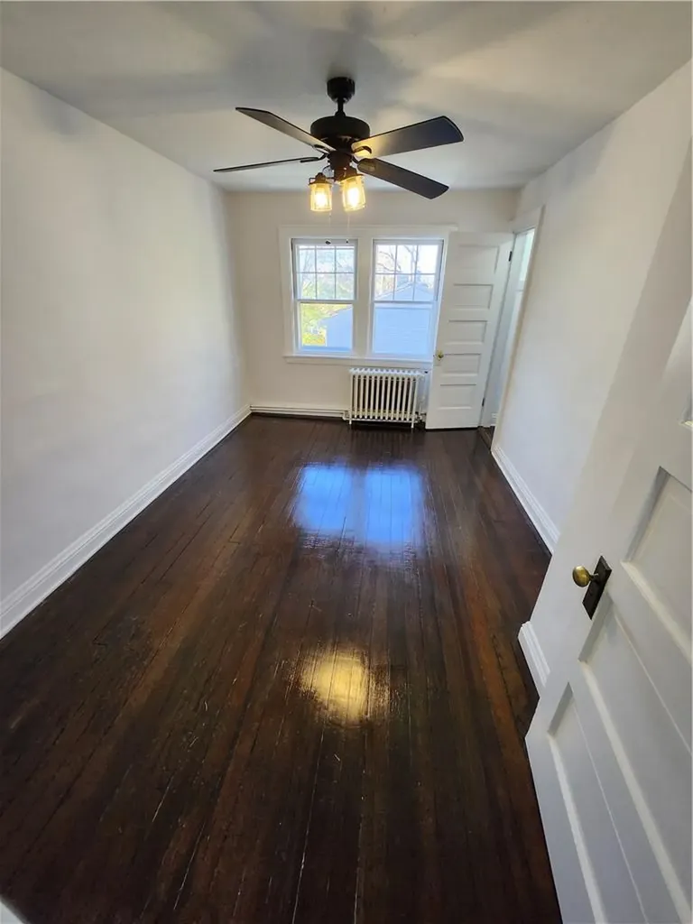 27 Hinkley Place Poughkeepsie NY 12601