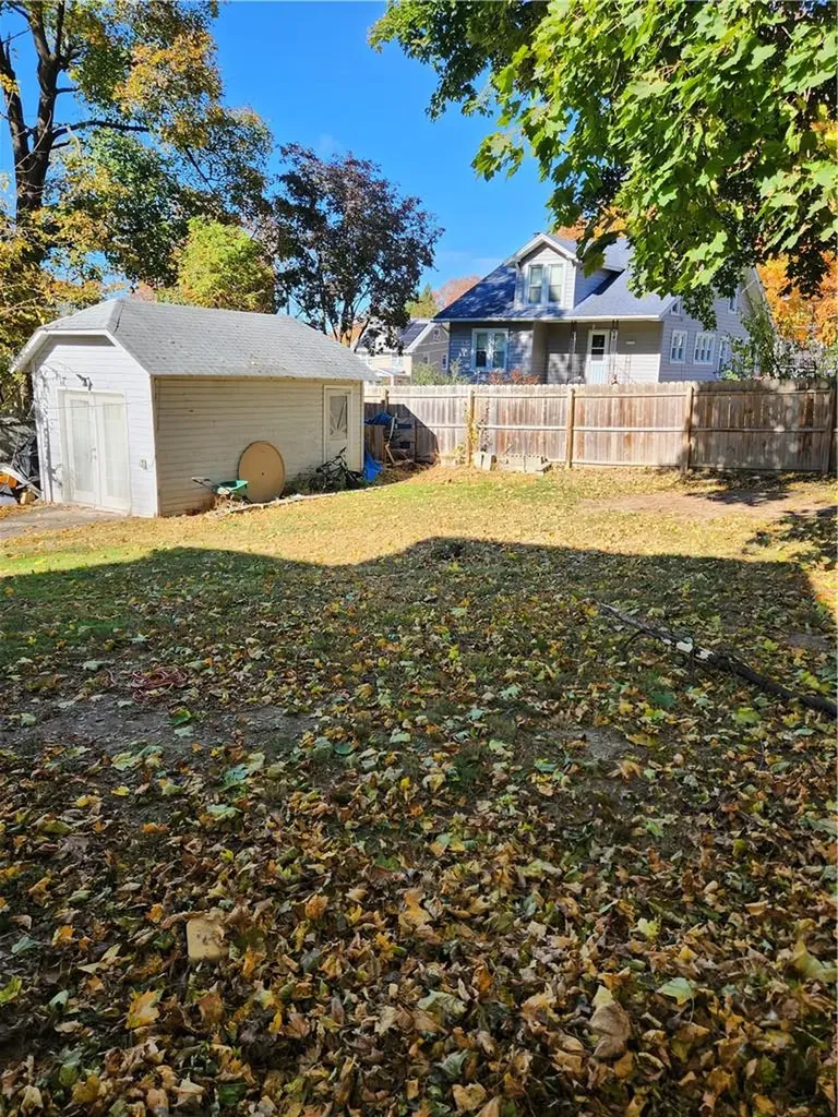 27 Hinkley Place Poughkeepsie NY 12601
