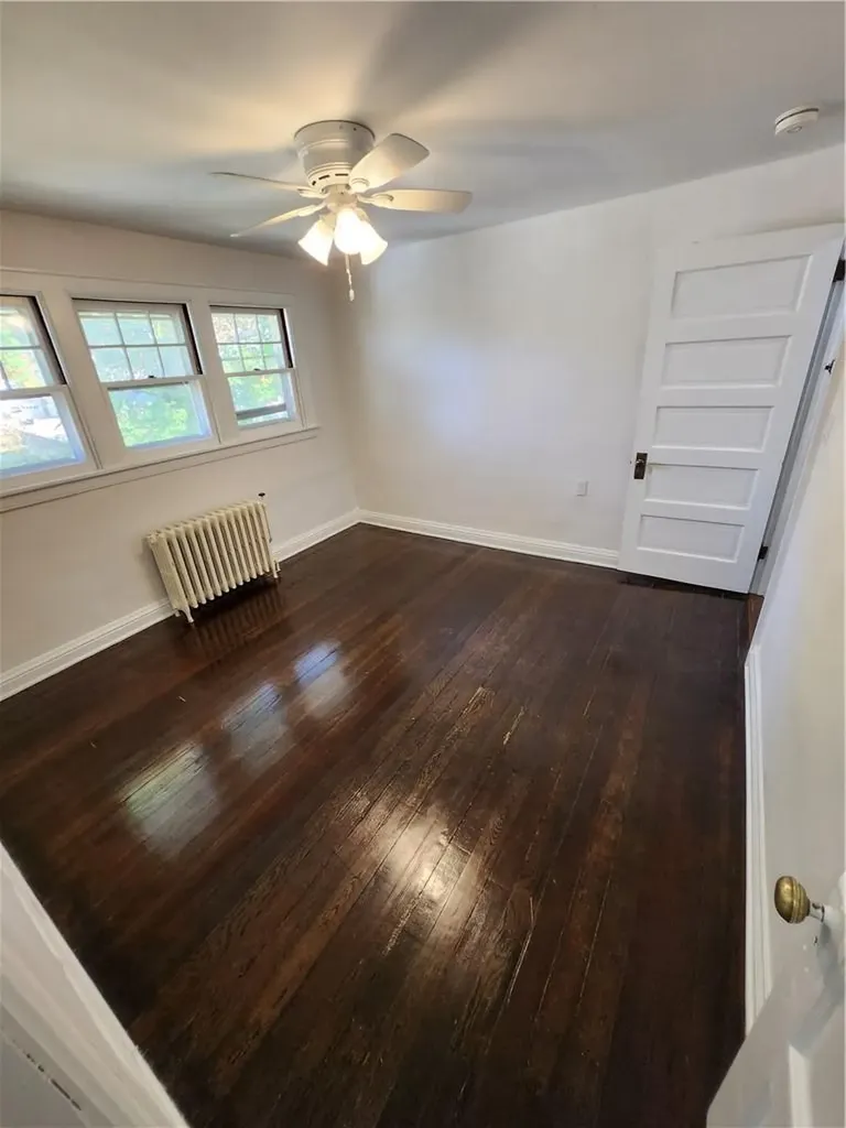 27 Hinkley Place Poughkeepsie NY 12601