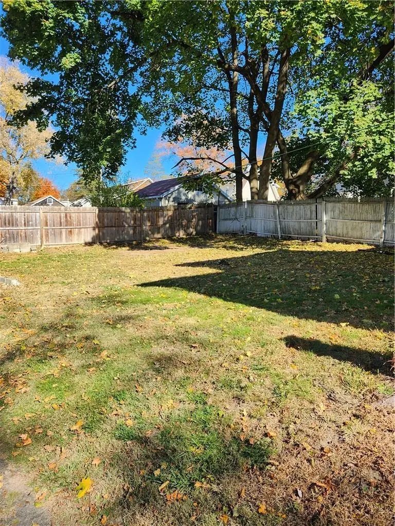 27 Hinkley Place Poughkeepsie NY 12601