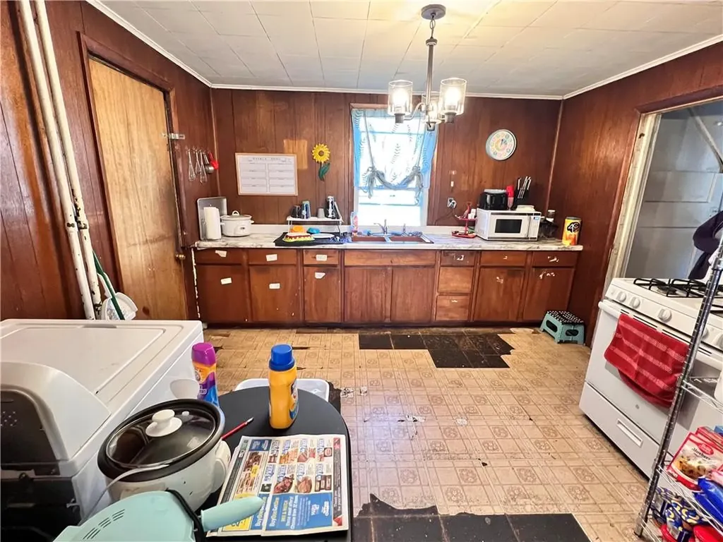 9 Frost Lane Cornwall NY 12518