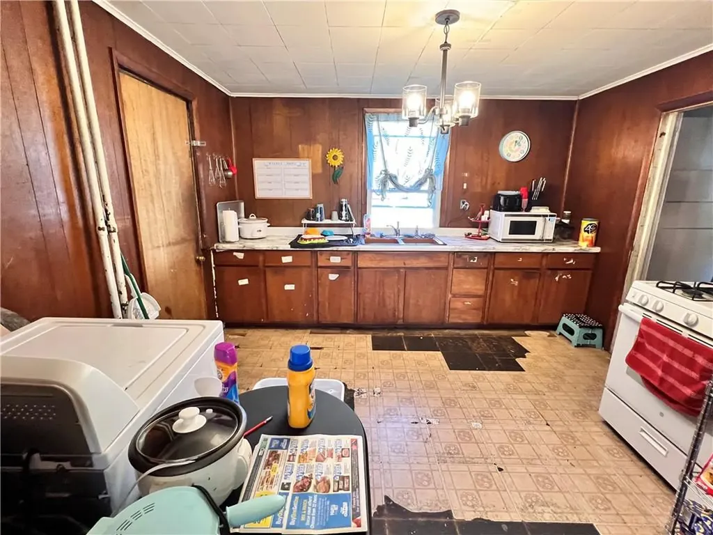 9 Frost Lane Cornwall NY 12518