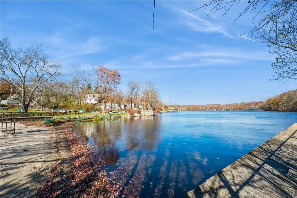 4 Highland Terrace Mahopac NY 10541