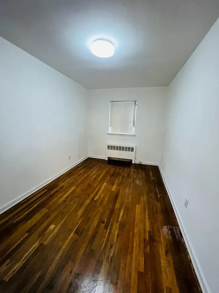 1328 Thieriot Avenue Bronx NY 10472