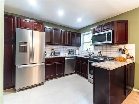 425 Tompkins Avenue Mamaroneck NY 10543