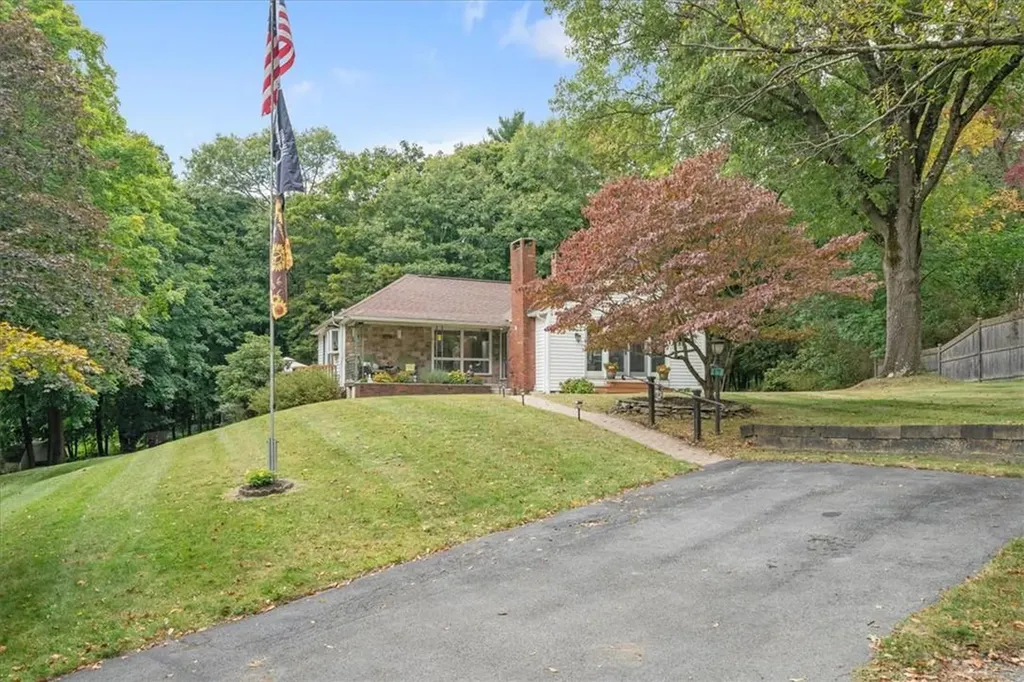 17 Owen Drive Monroe NY 10950
