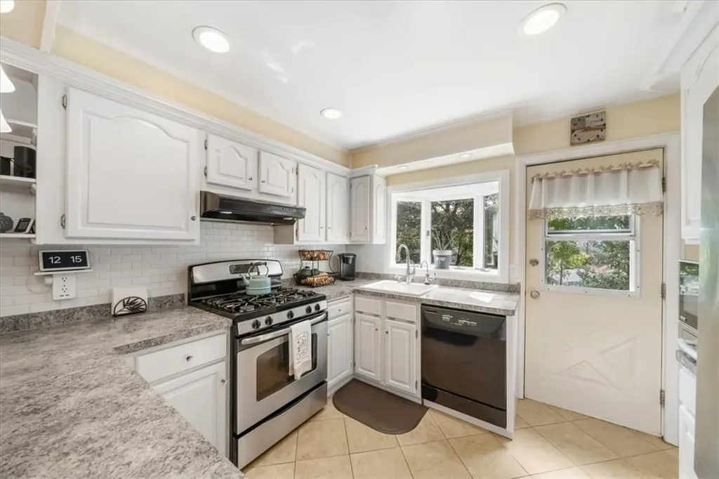 17 Owen Drive Monroe NY 10950