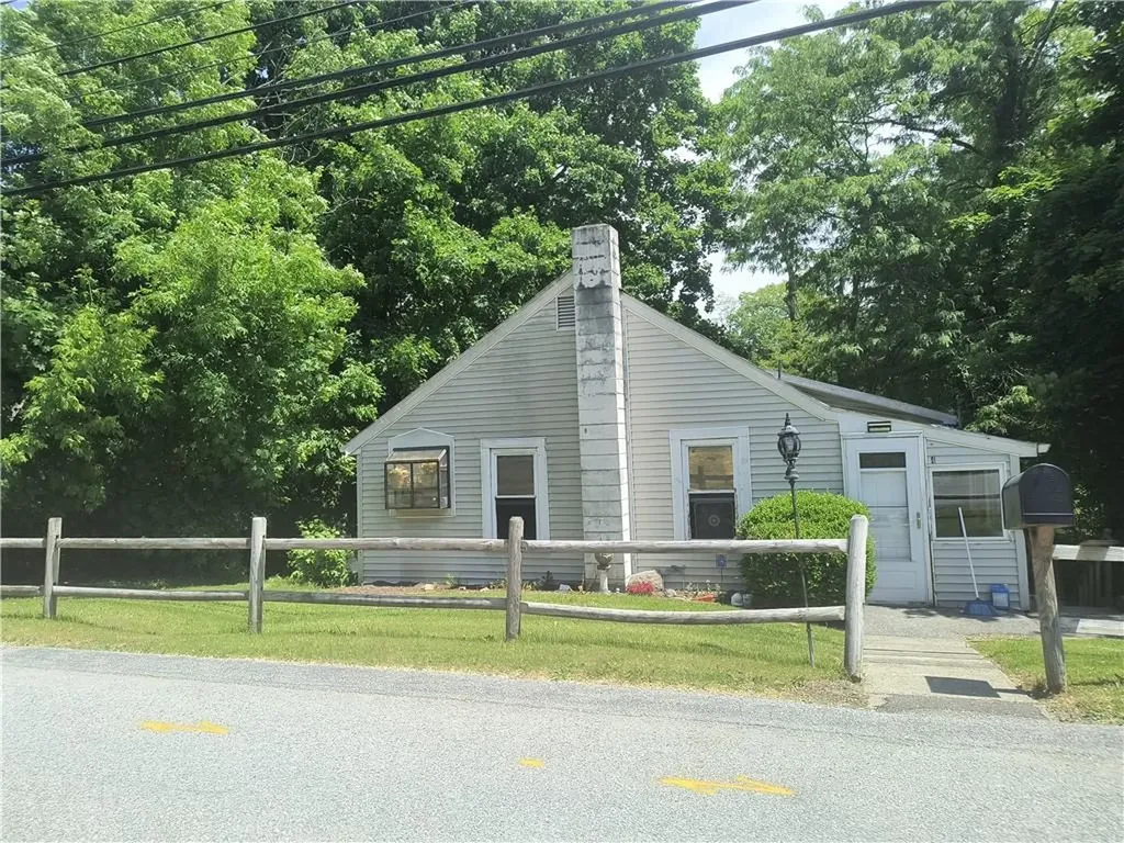 4 Wilbur Road Pleasant Valley NY 12569