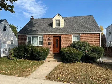 104 Clunie Avenue Yonkers NY 10703
