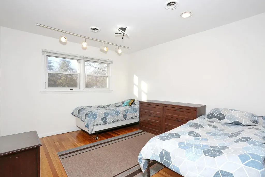 2 Anchor Road Spring Valley NY 10977