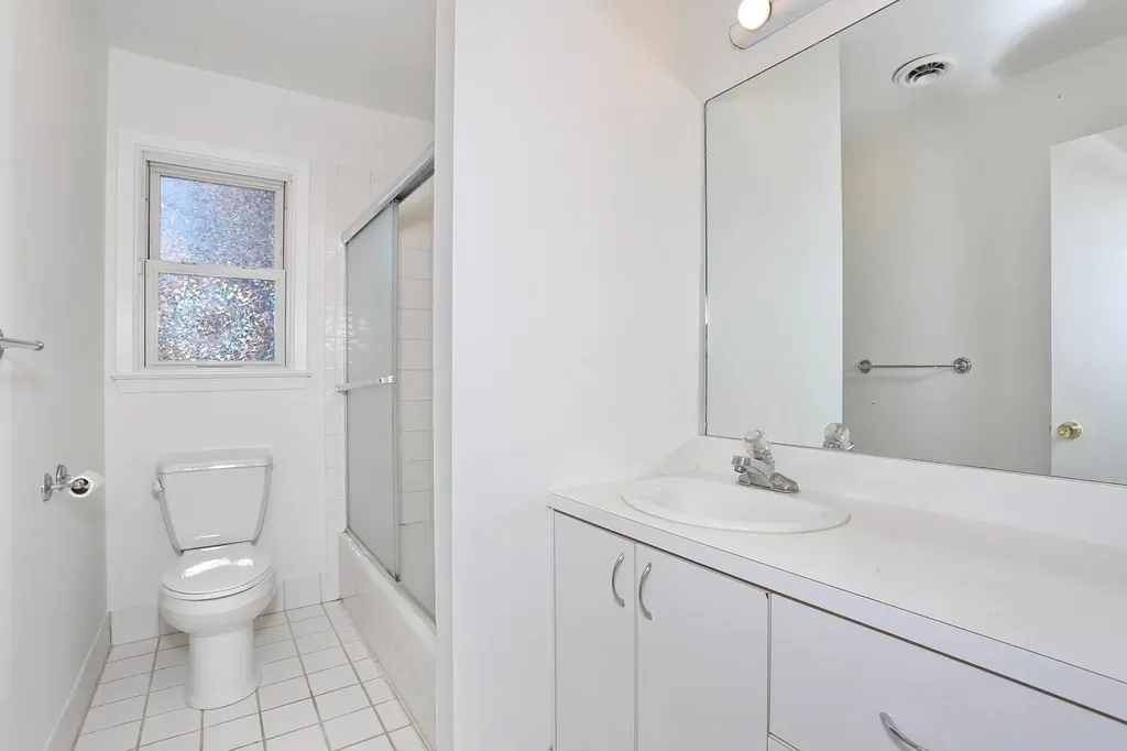 2 Anchor Road Spring Valley NY 10977