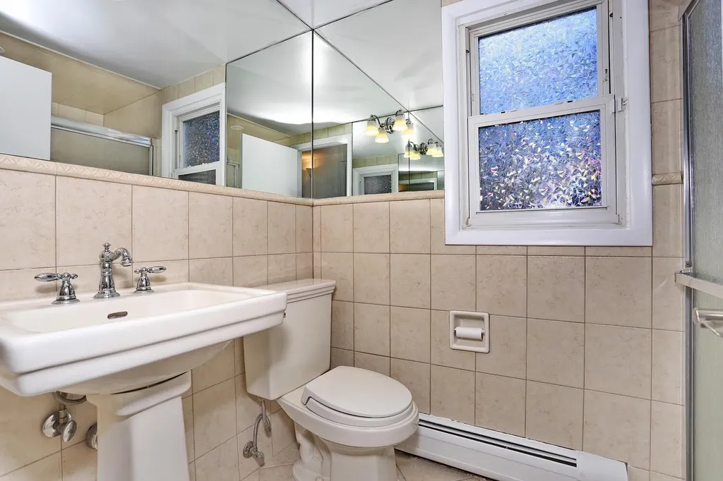 2 Anchor Road Spring Valley NY 10977
