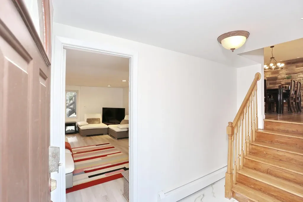 2 Anchor Road Spring Valley NY 10977