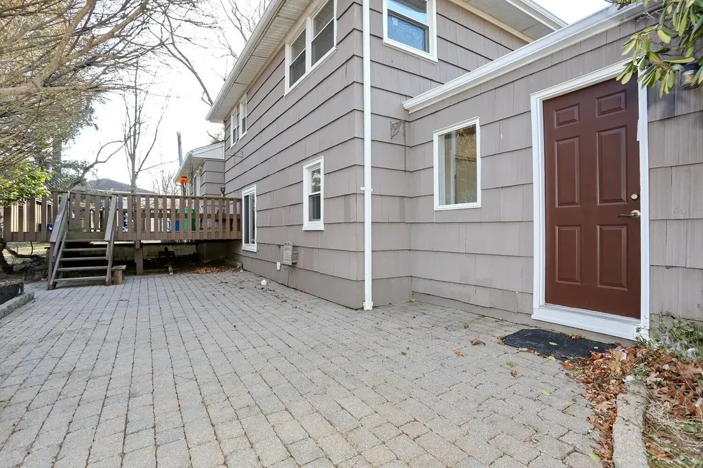 2 Anchor Road Spring Valley NY 10977