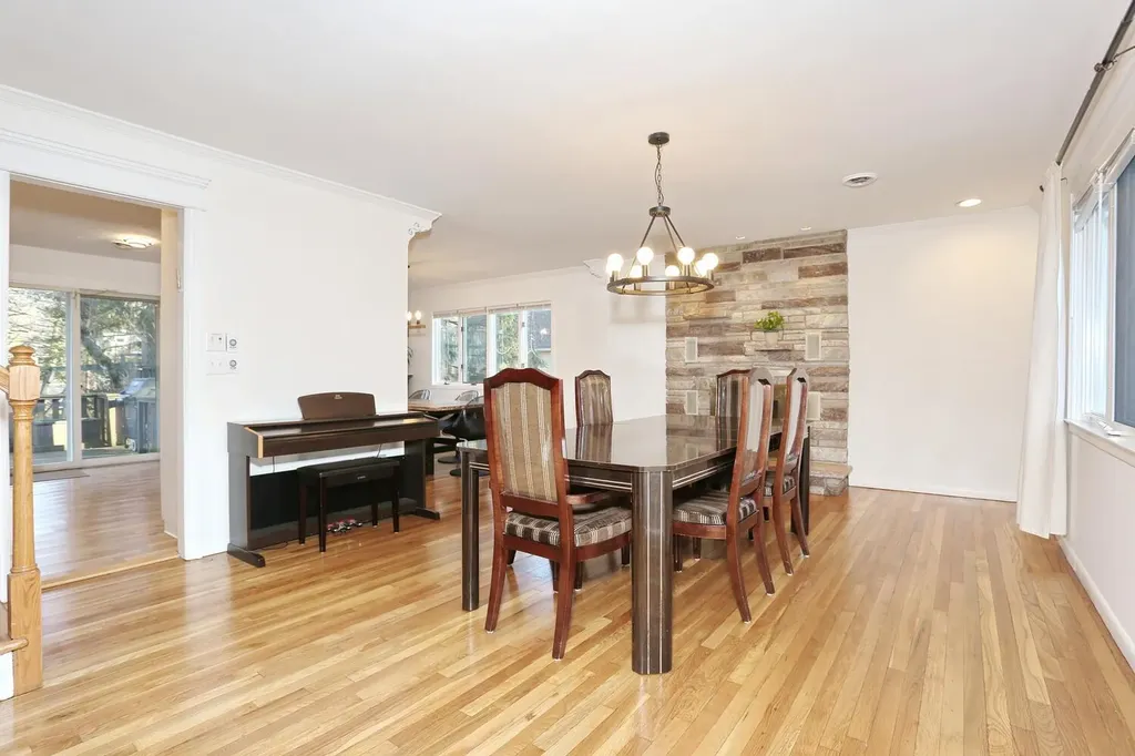 2 Anchor Road Spring Valley NY 10977