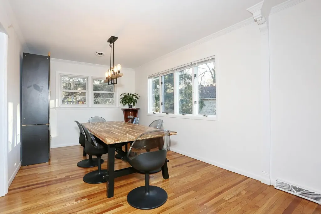 2 Anchor Road Spring Valley NY 10977