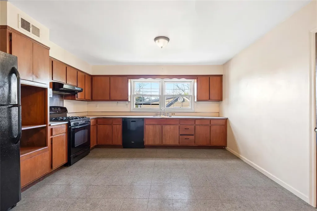 136 Nelson Avenue Harrison NY 10528
