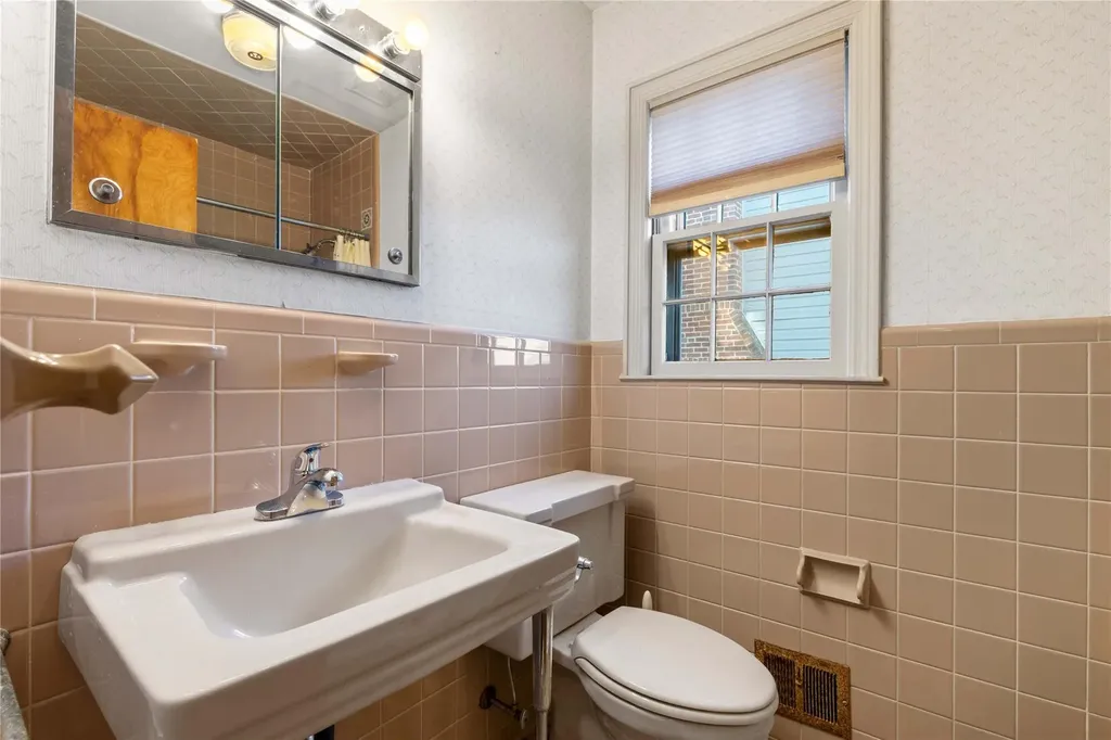 136 Nelson Avenue Harrison NY 10528