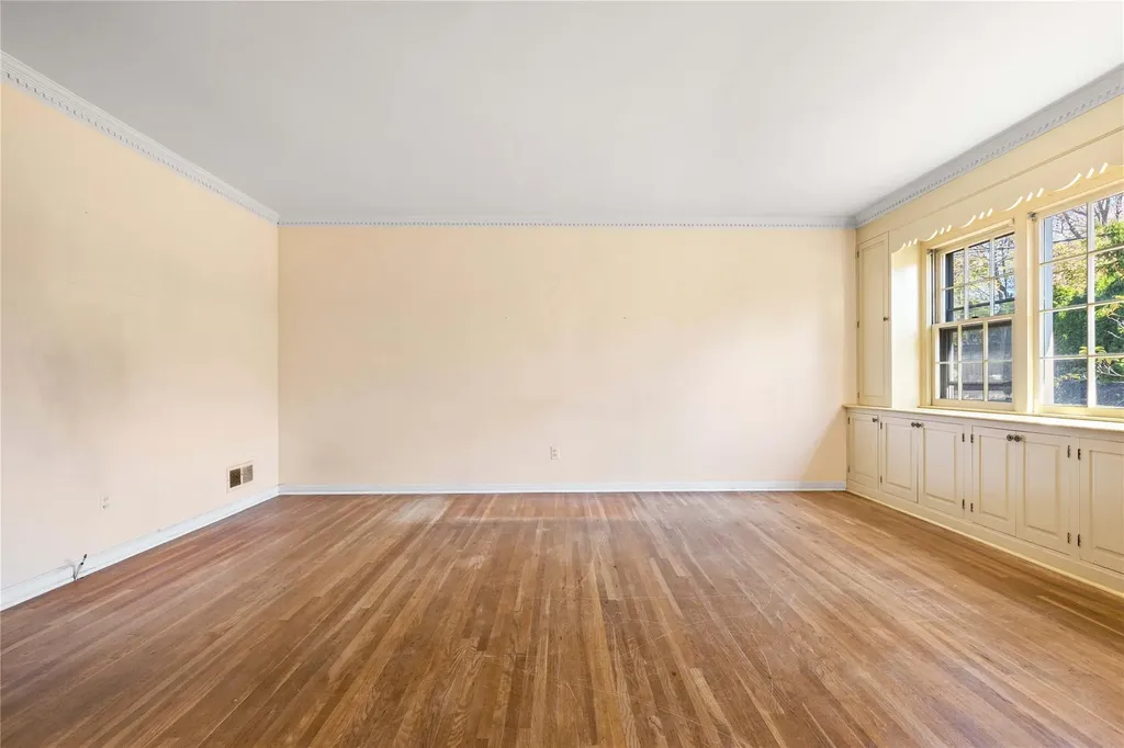 136 Nelson Avenue Harrison NY 10528