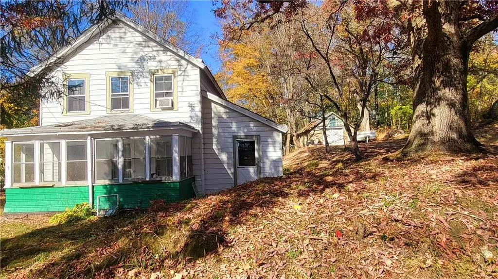 9 Church Street Hyde Park NY 12538
