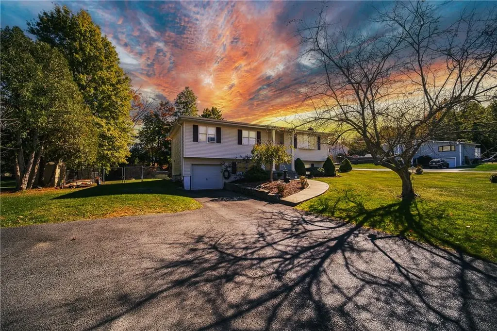 13 Beechwood Drive Goshen NY 10924