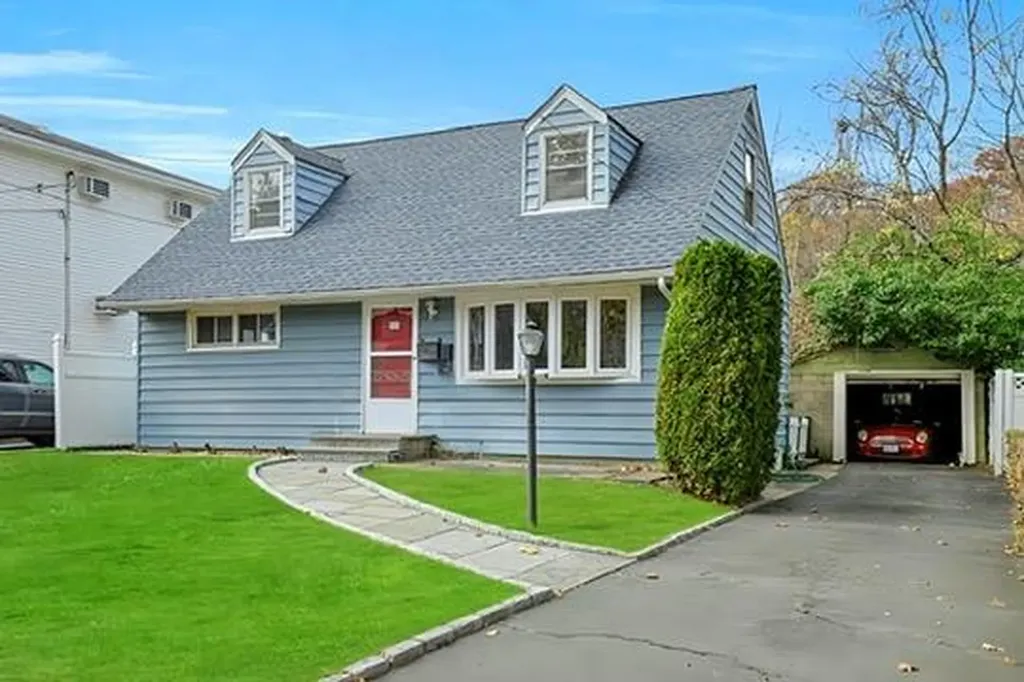 341 Helena Avenue Yonkers NY 10710