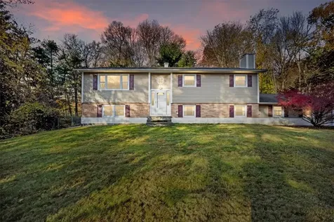 13 Alexander Boulevard Poughkeepsie NY 12603