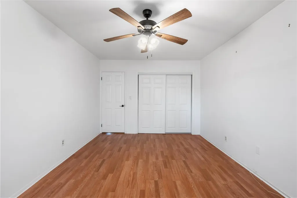 8 Coachlight Square Montrose NY 10548