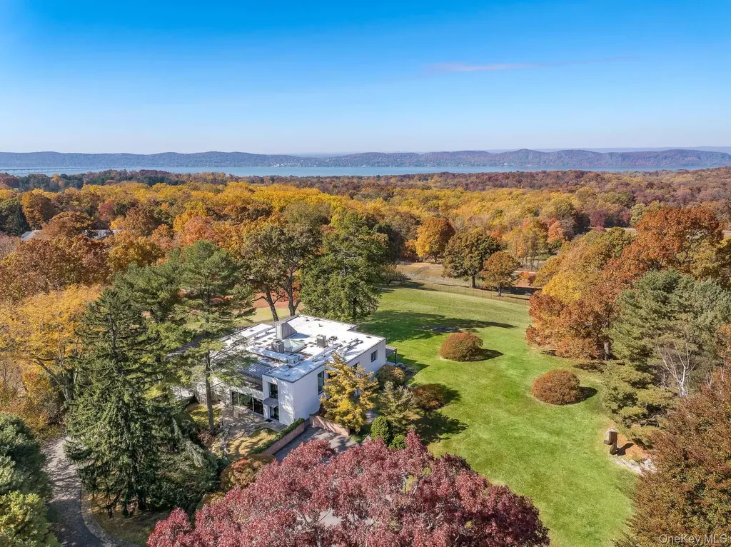 48 Raafenberg Road Sleepy Hollow NY 10591