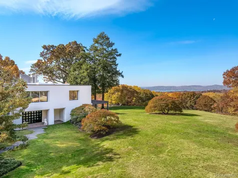 48 Raafenberg Road Sleepy Hollow NY 10591