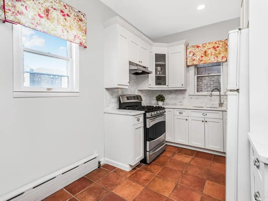 6128 Spencer Avenue Bronx NY 10471