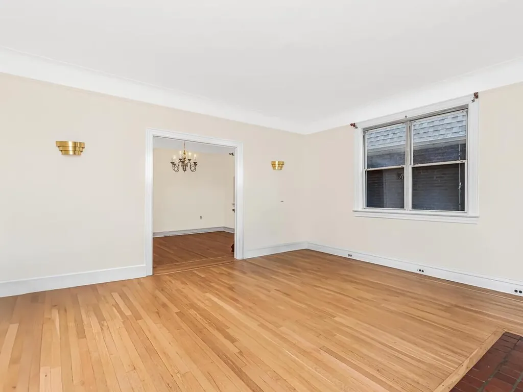 6128 Spencer Avenue Bronx NY 10471
