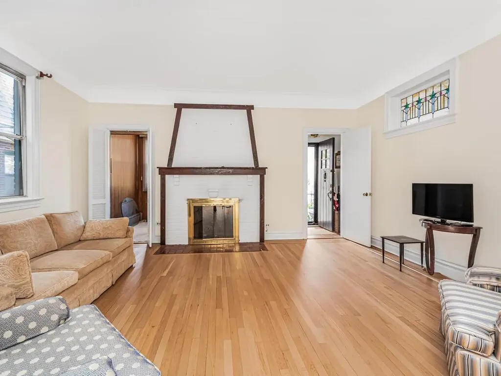 6128 Spencer Avenue Bronx NY 10471