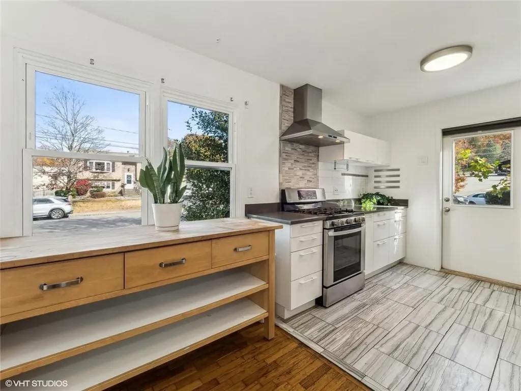 38 Crescent Drive Beacon NY 12508