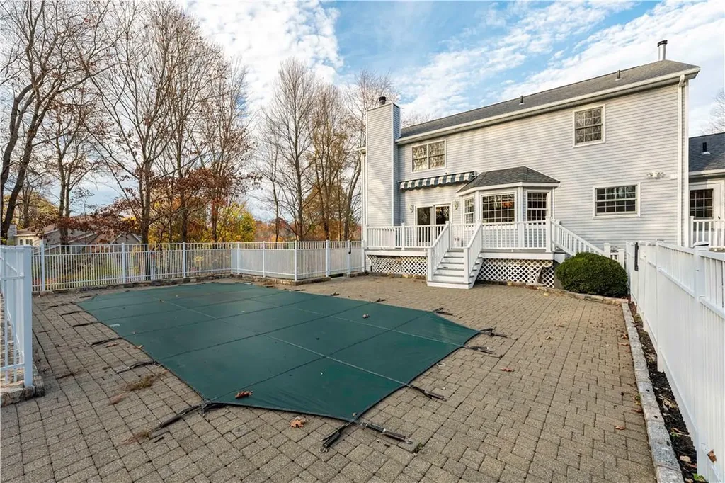 10 Stacey Lane Mahopac NY 10541
