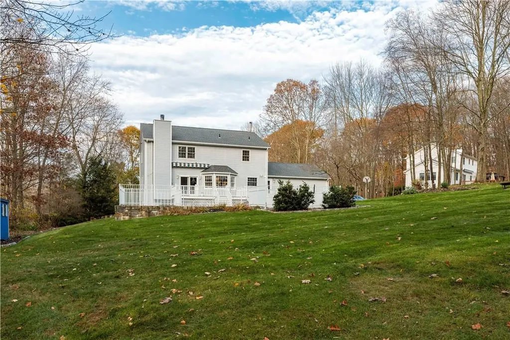 10 Stacey Lane Mahopac NY 10541