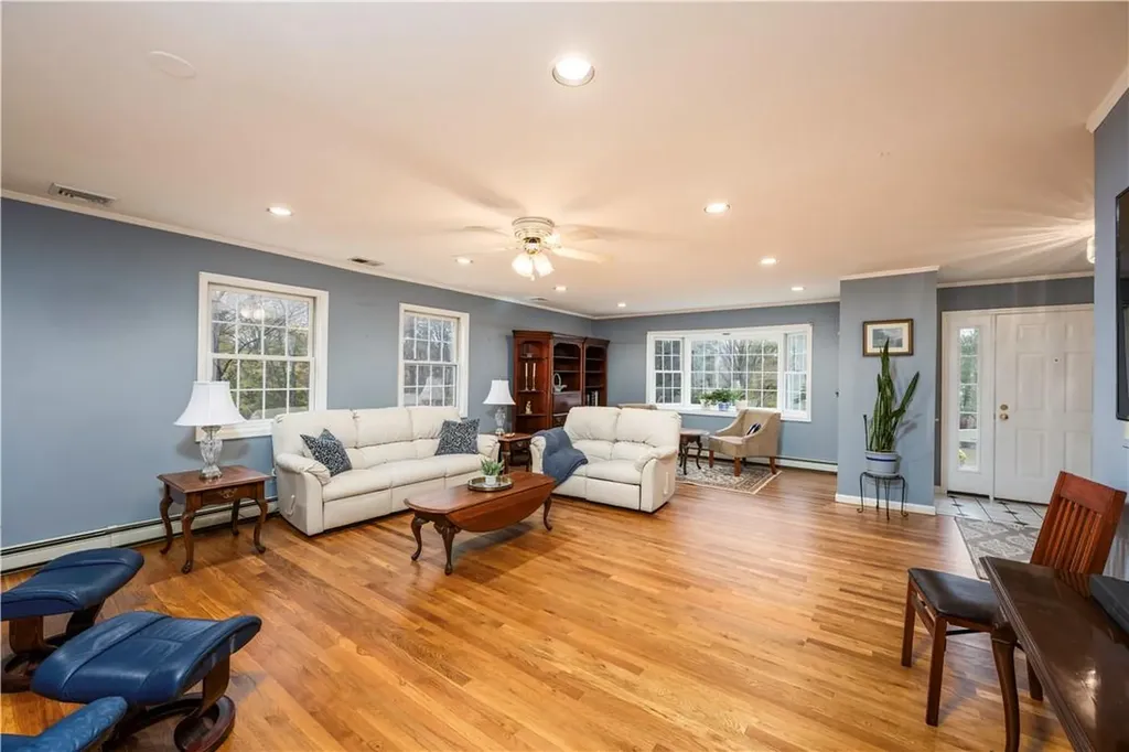 10 Stacey Lane Mahopac NY 10541
