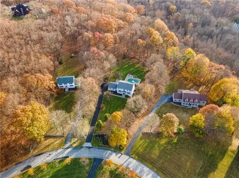 10 Stacey Lane Mahopac NY 10541