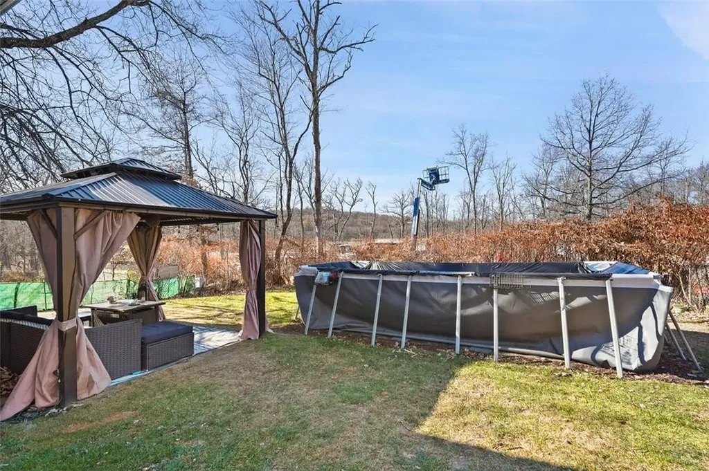 903 Jackson Avenue New Windsor NY 12553