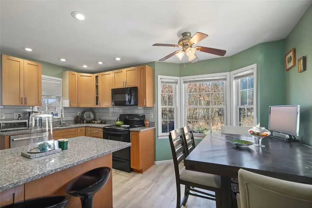 903 Jackson Avenue New Windsor NY 12553