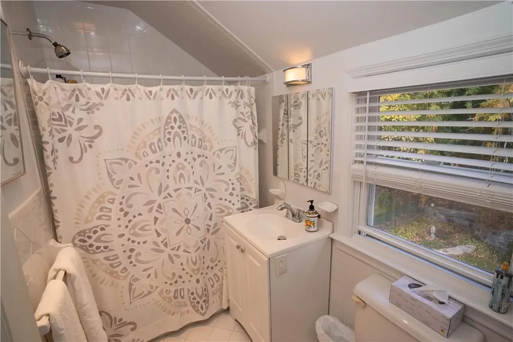 87 Interlaken Avenue New Rochelle NY 10801