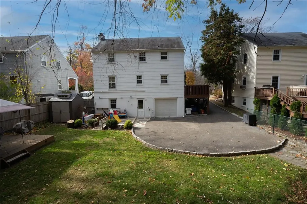87 Interlaken Avenue New Rochelle NY 10801