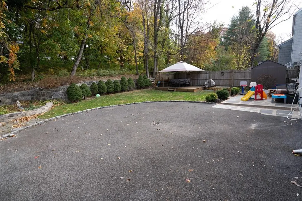87 Interlaken Avenue New Rochelle NY 10801