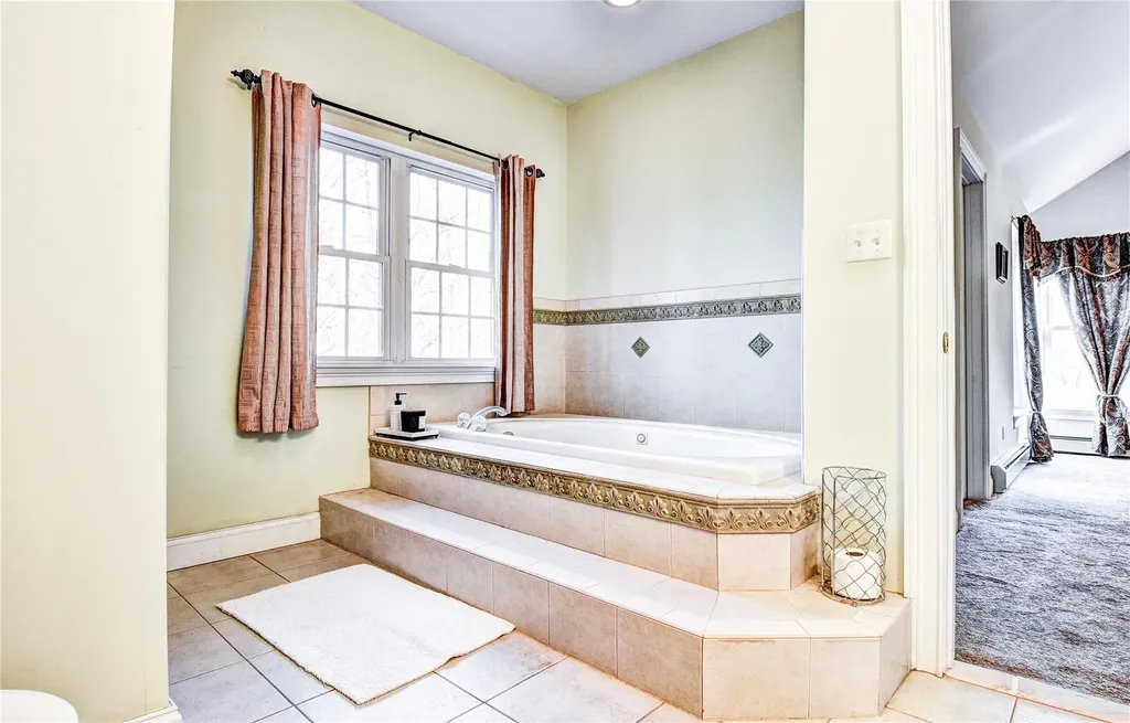 5 Orchard View Drive Marlboro NY 12542
