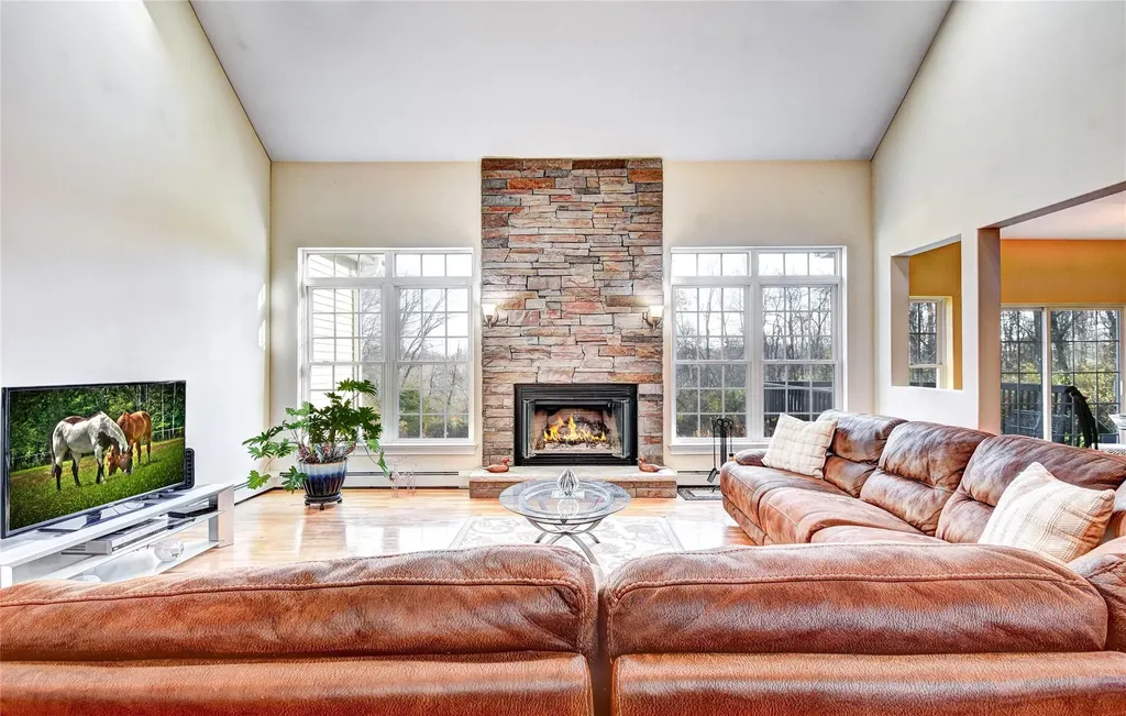 5 Orchard View Drive Marlboro NY 12542