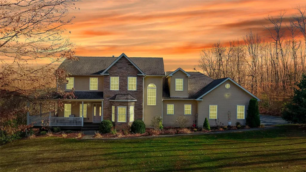 5 Orchard View Drive Marlboro NY 12542