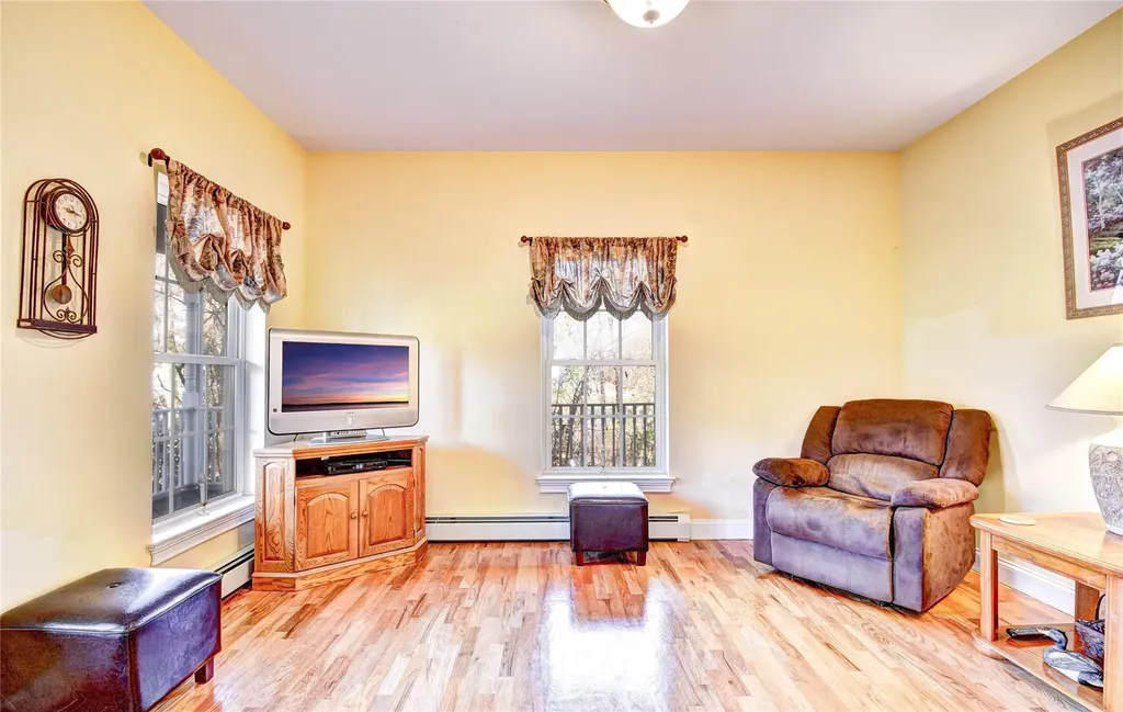 5 Orchard View Drive Marlboro NY 12542